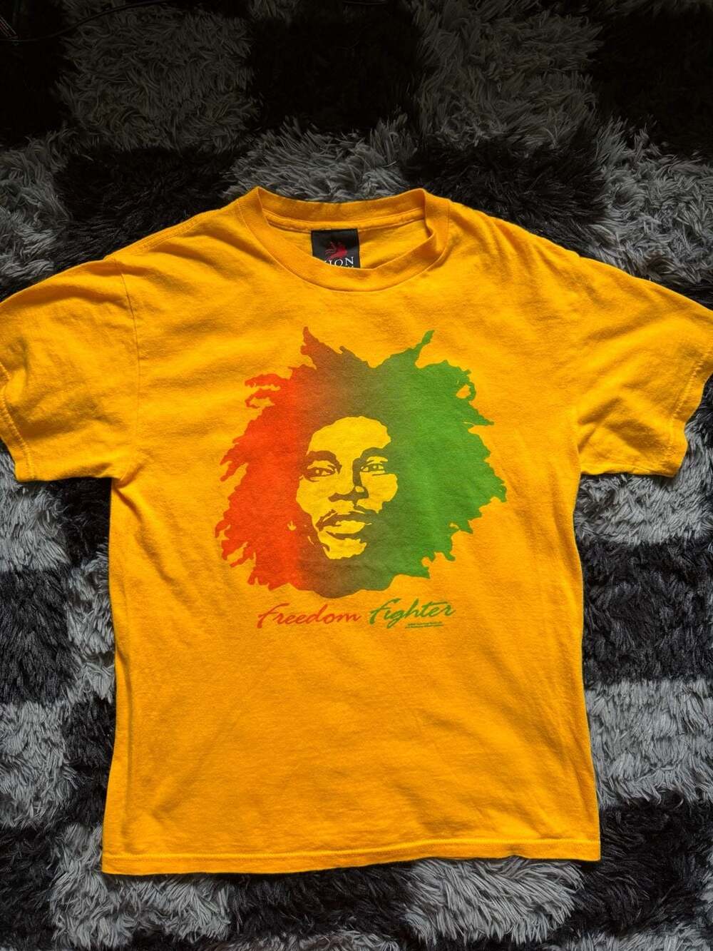Vintage Zion Rootswear Bob Marley Freedom Fighter T-Shirt Size S Yellow
